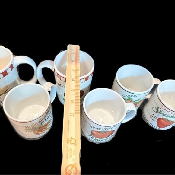 Sakura&Home Trends Farm Fresh Mug Set Carrots Corn Tomatoes Apples Strawberries - Picture 7 of 16